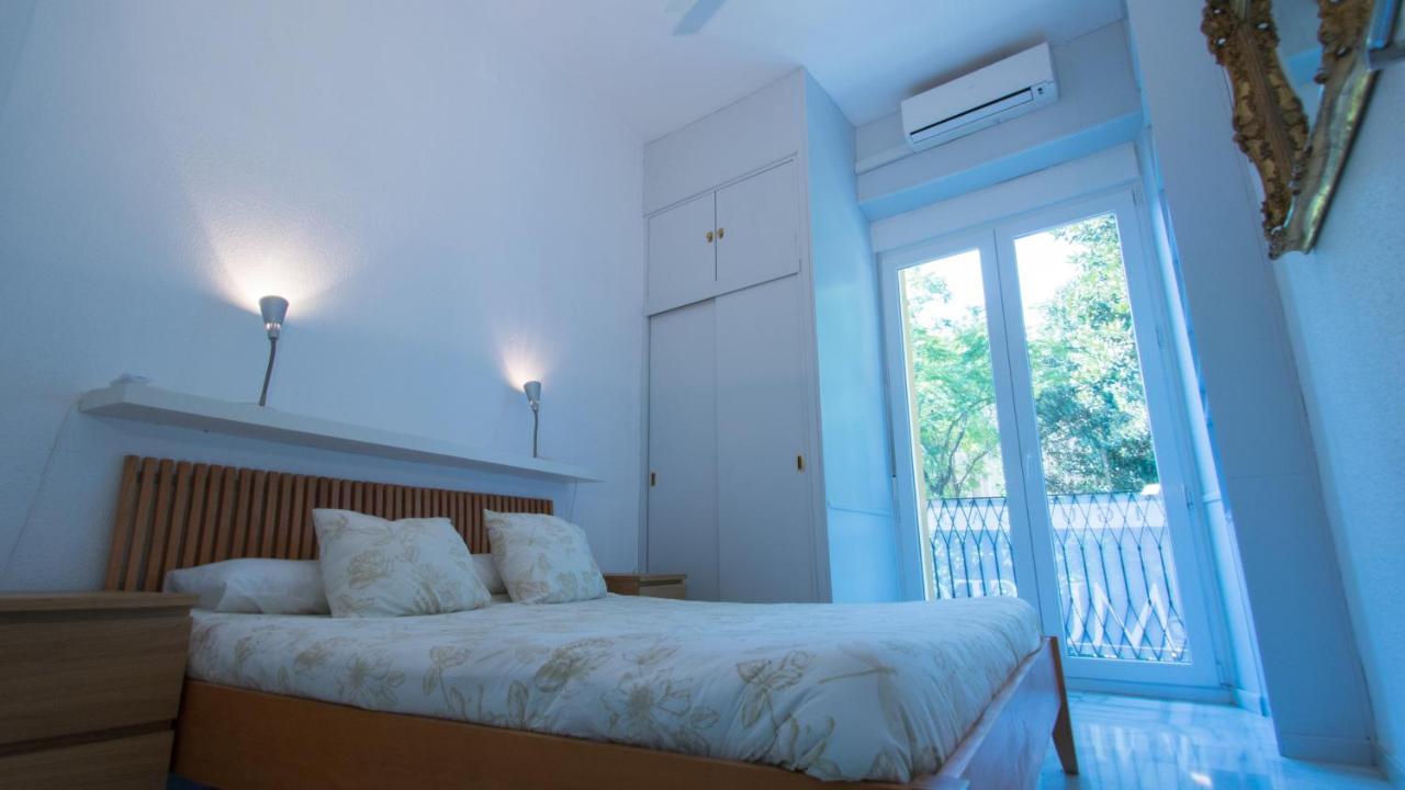 Apartamento Museo Sevilla Bagian luar foto